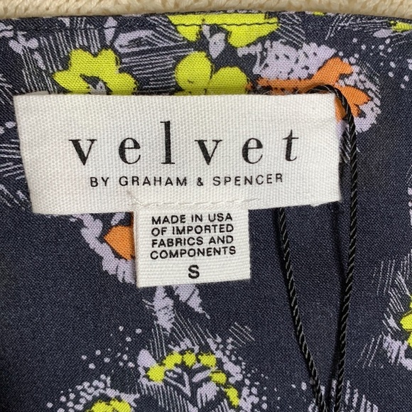 Velvet by Graham & Spencer Meadow Dress in Black‎ Floral - Picture 6 of 7